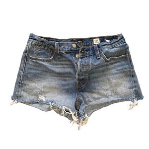 Levi’s  White Oak Cone Denim Distressed‎ Button Fly Jeans Shorts Size 29